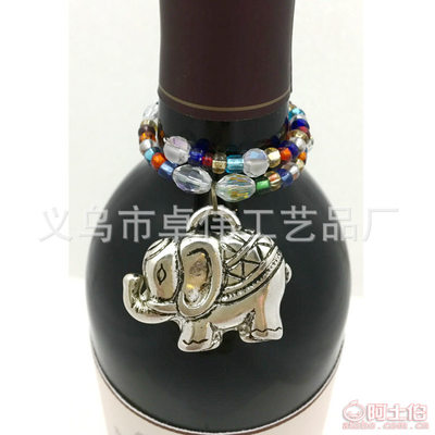 【廠家直銷婚慶裝飾串珠四葉草餐巾圈紅酒瓶裝飾品紙巾圈桌椅扣47】義烏市卓偉工藝品廠 - 產(chǎn)品庫